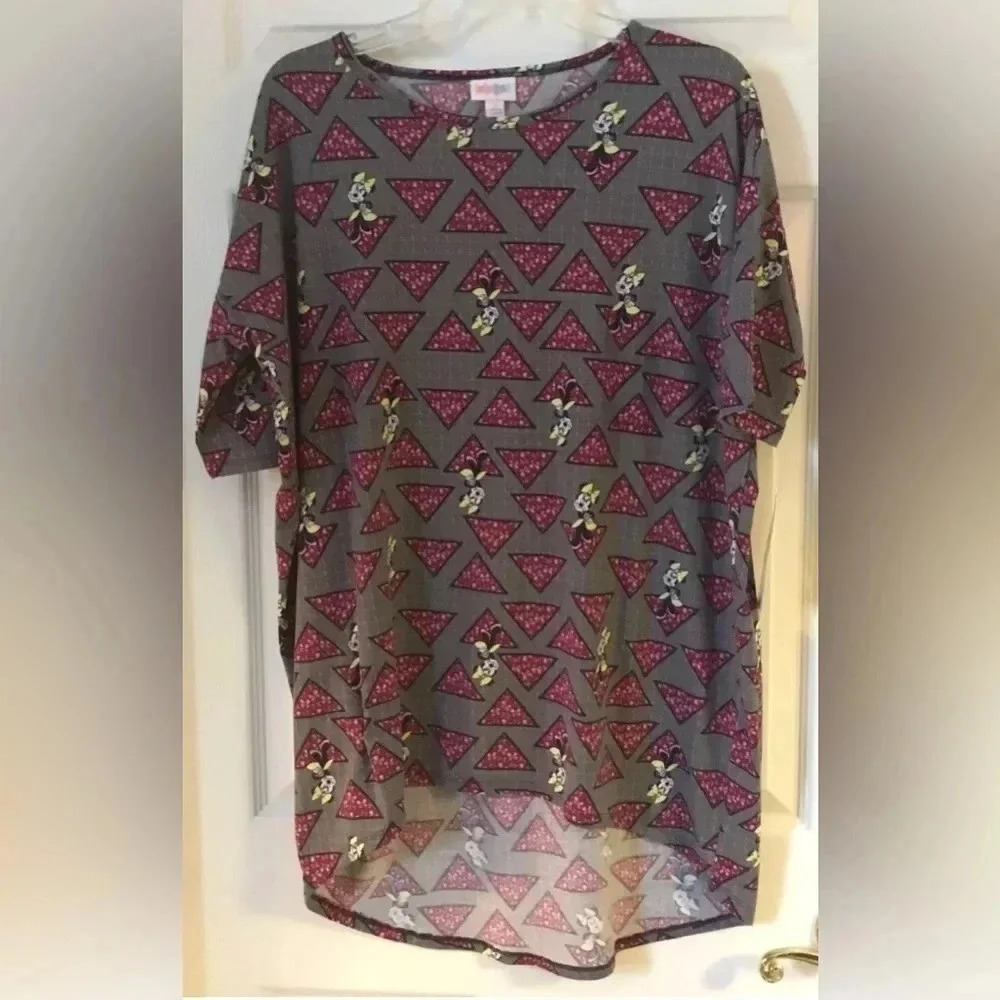 NEW NWT Women LULAROE Disney Minnie Mouse IRMA gray red bow triangle small Shirt